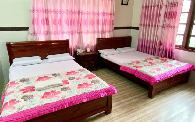 Phuong Huy Hotel