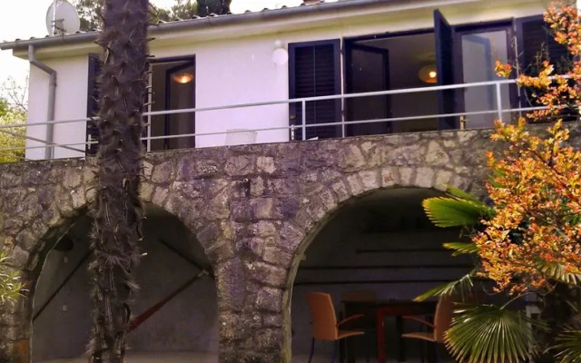 Seafox Waterfront Residence