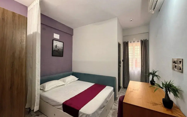 C SUITES Colive 1263 Bren