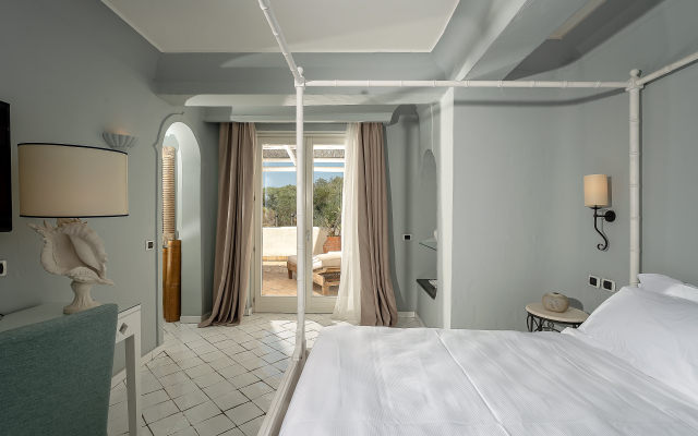Therasia Resort Sea & Spa - The Leading Hotels of the World