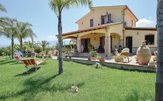Villa Miry