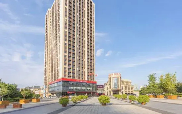 Blueberry apartment chain (Red Star Plaza store)