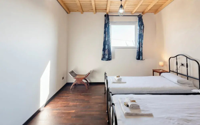 Pleasant 2BR flat next to Genoa Port