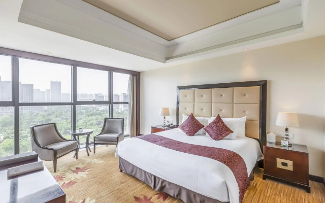 New Century Grand Hotel Xinxiang