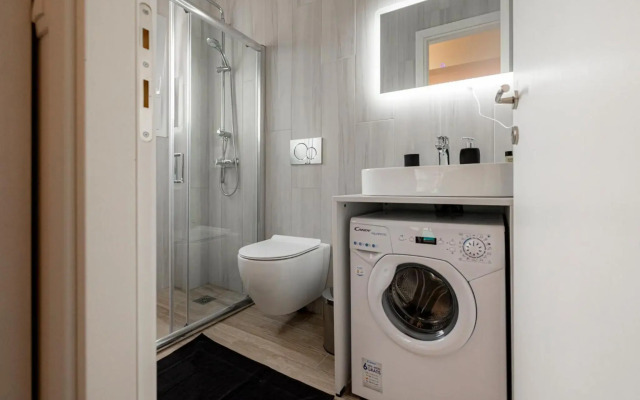 Aphrodite Apartment
