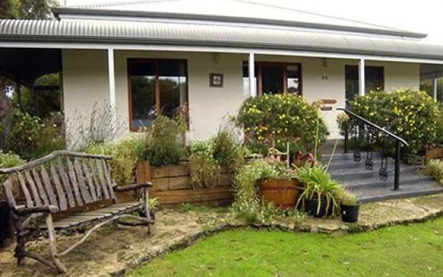 Cricklewood Cottage