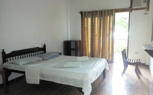 Point 303 Cloud 9 Resort