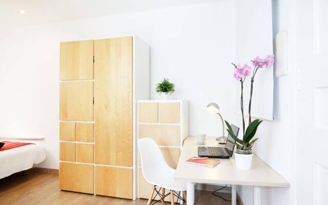 Отель Feelathome Vila Apartment Испания, Барселона - отзывы, цены и фото номеров - забронировать отель Feelathome Vila Apartment онлайн комната для гостей