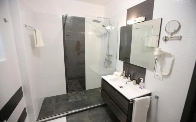 Premium Studios Mamaia Nord - Marea la 50m