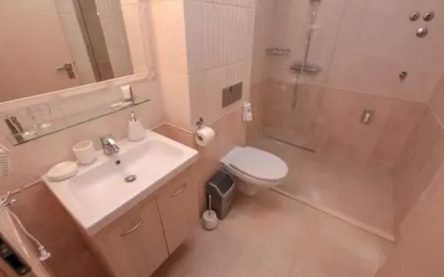 Apartments Zoya