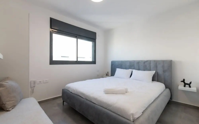 Luxury APT 3 BR New Tower Parking