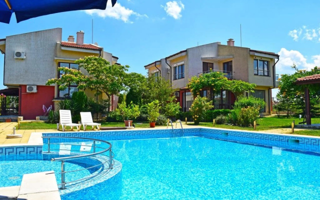 Saint Stefan Villas
