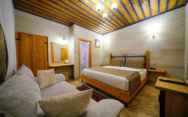 Cave Hotel Saksagan