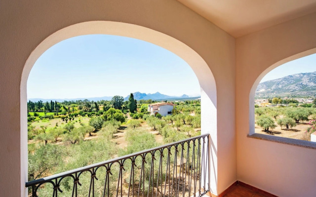 Bright Accommodation in Orosei