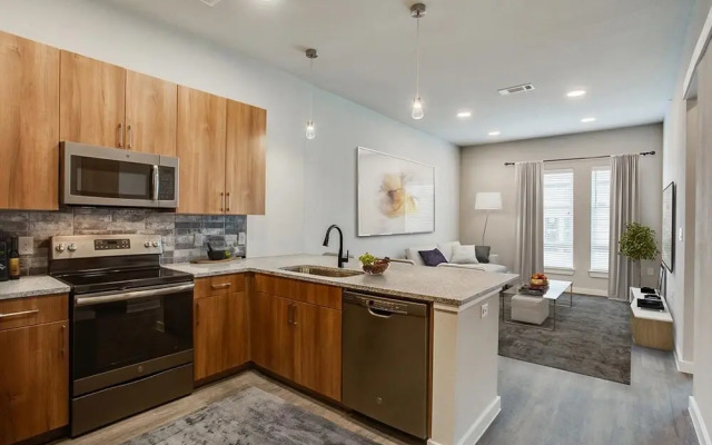 Southside Flats By Barsala