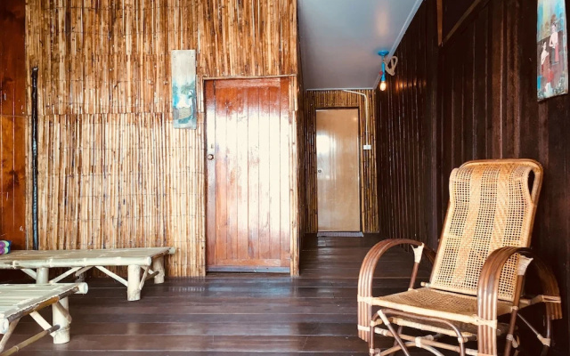 River House at Wat-Yai