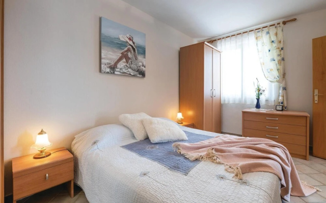 Nice Home in Hrboki With Wifi and 3 Bedrooms