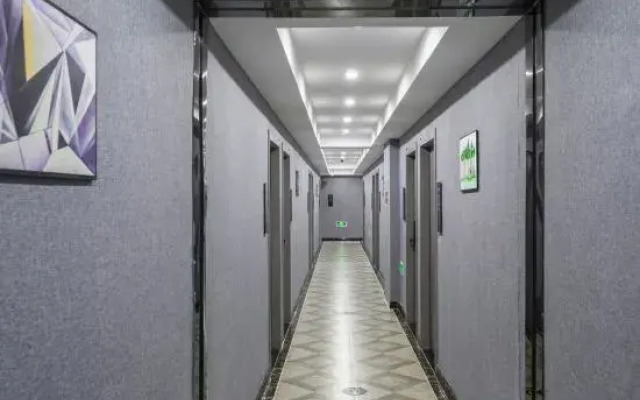Yisu Qingju Hotel (Yuyao Wucaicheng Store)