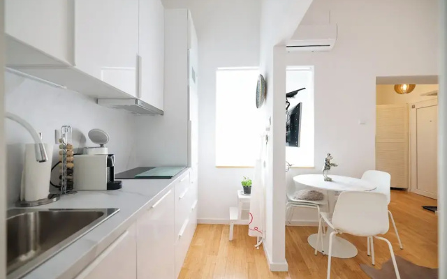 Iadra apartment in city center