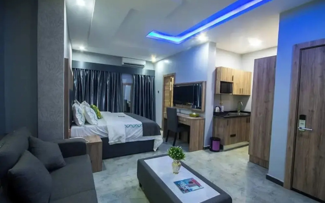 Golden Grand Royale Hotel
