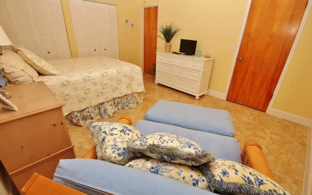 Oceanside Village E3 Apartment 2