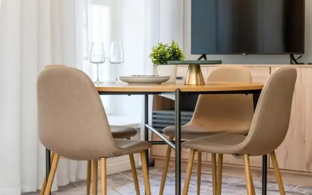 Luxury 2BD apartment in City Center