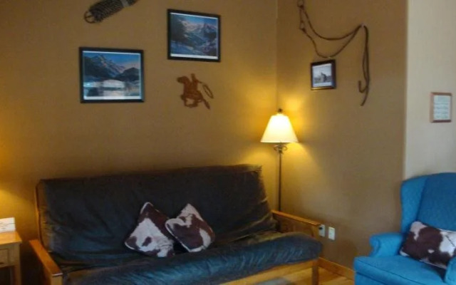 Bristlecone Lodge