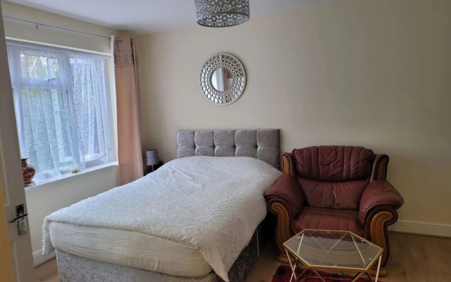 Stunning Studio in Reading Town Centre