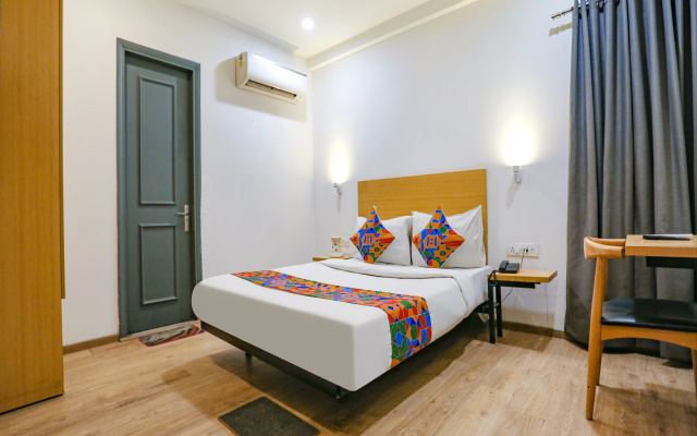 FabHotel Urban Residency