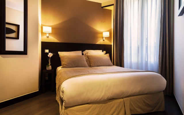 Hotel Arc Elysees