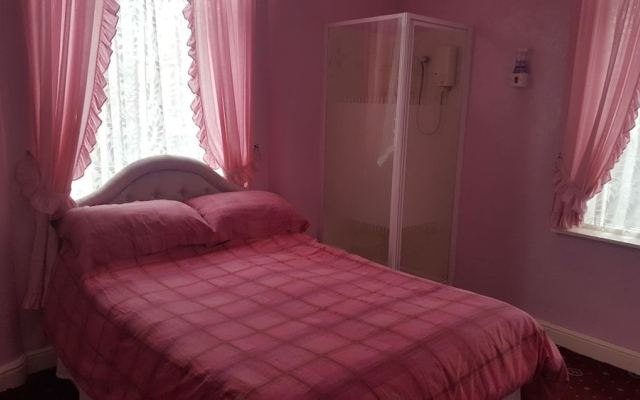 Gracelands Guest House
