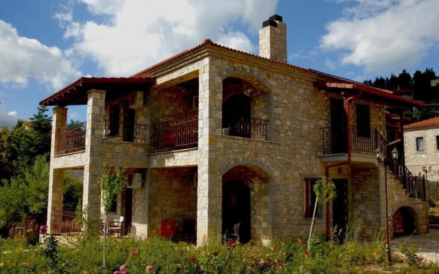 Omalia Village