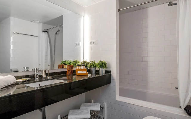 UD Rambla Suites & Pool 41 (1BR) Suite