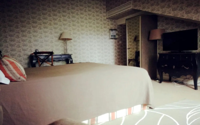 La Villa Hotel