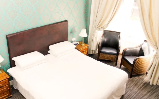 The Devonport Hotel