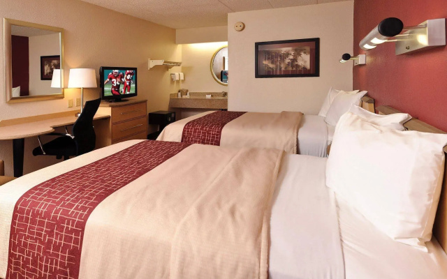 Red Roof Inn Utica