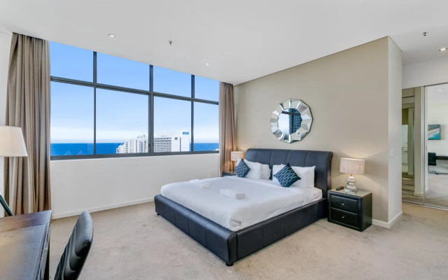 Solaire Apartments