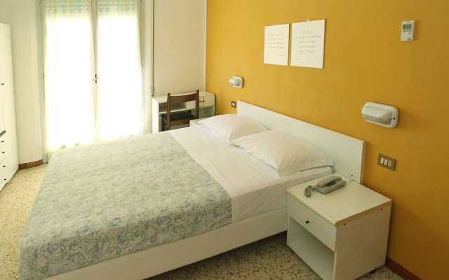 Mini Hotel