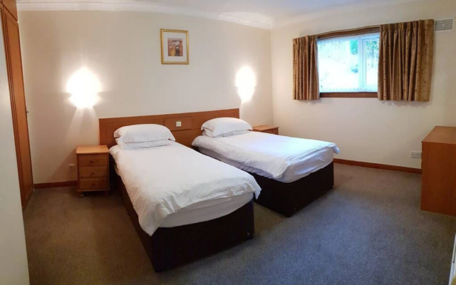 Loch Rannoch Highland Club Red Squirrel Lodge 5