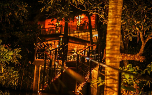 Jungle Village By Thawthisa