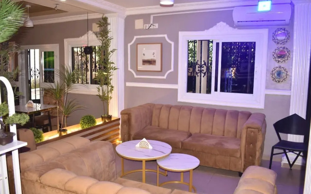 Bulon Hotel