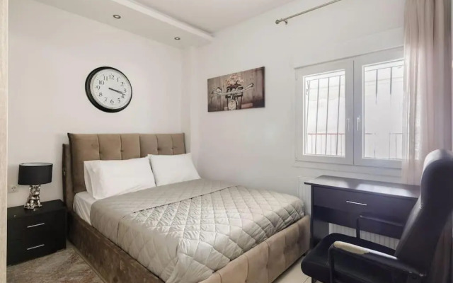 Lassani cozy and quiet, 2 bedroom apartm with spacious balcony