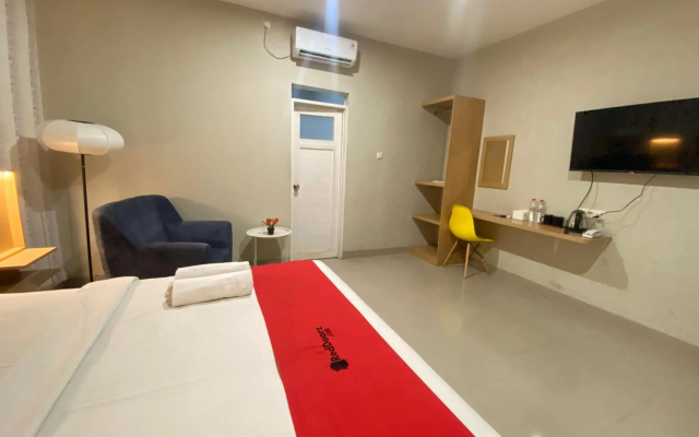 RedDoorz Plus @ Karapitan Street
