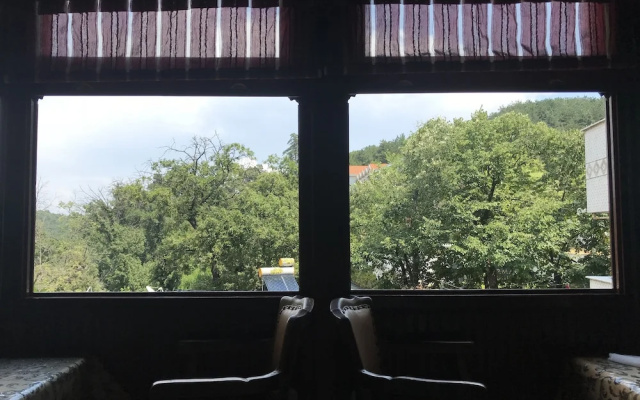 Diamond Hotel