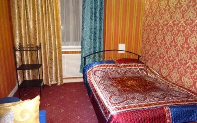 Hostel Green House on Dostoyevskaya