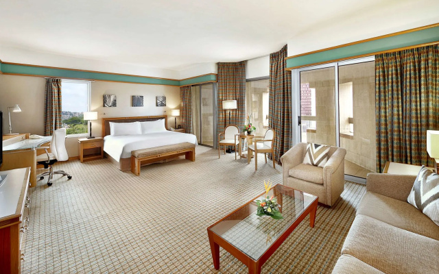 Hilton Yaounde