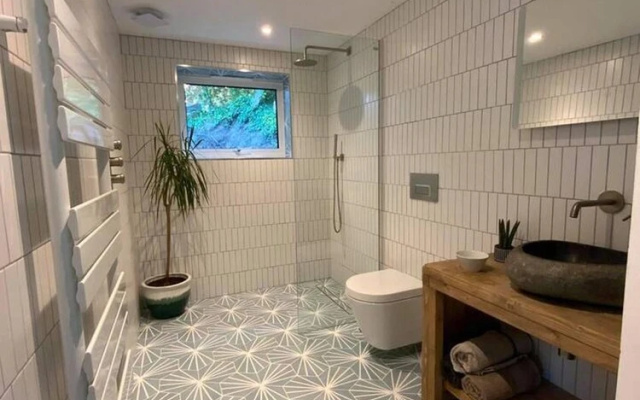 Little Chi, Scandinavian Pitched Roof 2-bed House