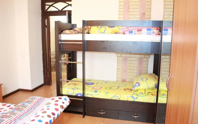Nizami Center Hostel