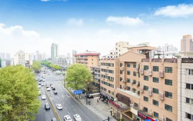 Geyue Zhenpin Hotel