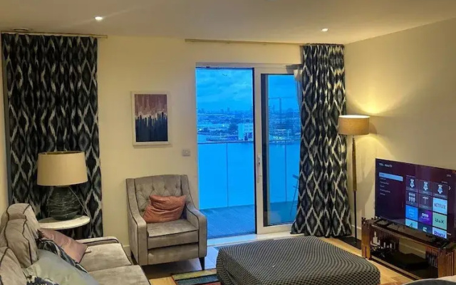 Cozy Riverview London Apartment Near the o2 Arena